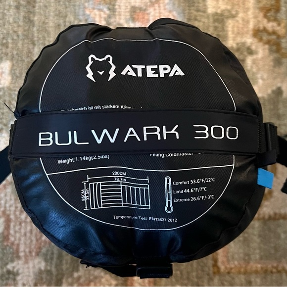 Atepa Bulwark 300 Down Sleeping Bag Color Black/Blue NWT - Picture 2 of 5